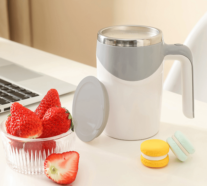 Magnetic Self-Stirring Travel Mug